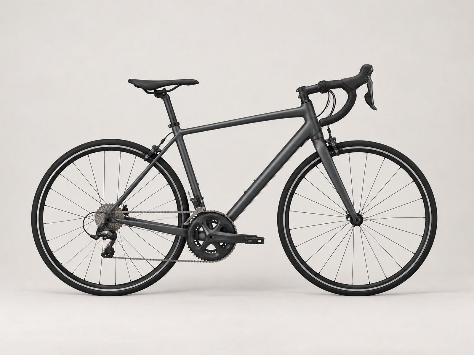 Trek Domane AL 2 Gen 4 in Donkergrijs, zijkant
